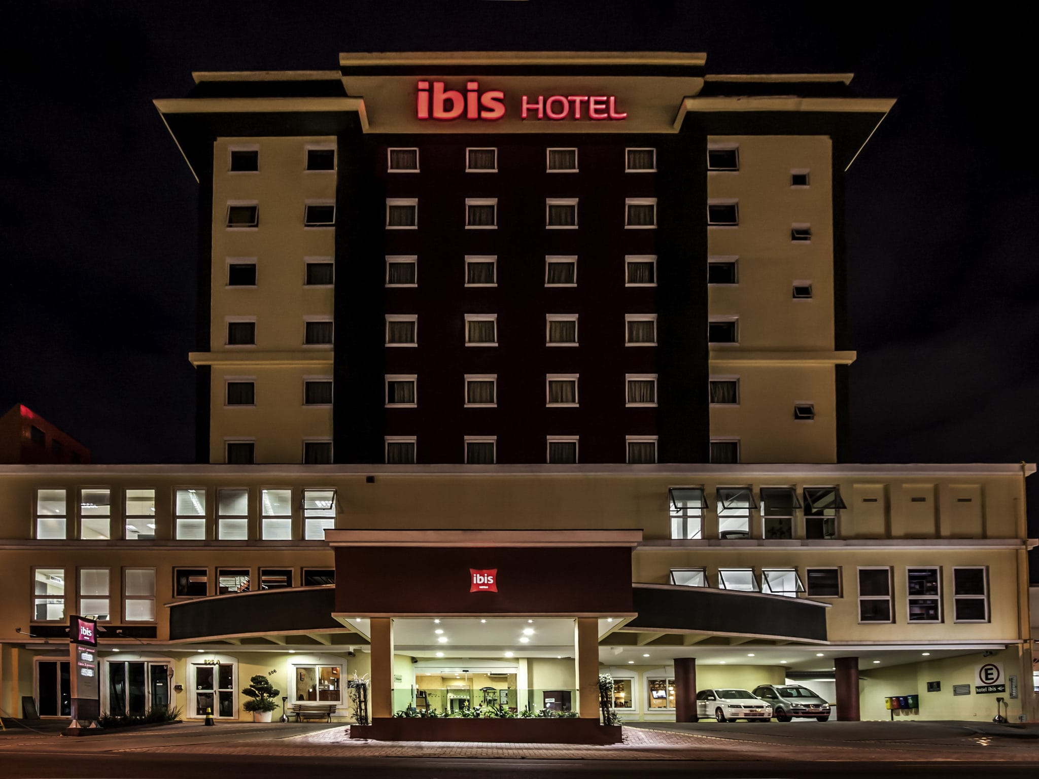 Imagen ilustrativa del hotel IBIS JOINVILLE